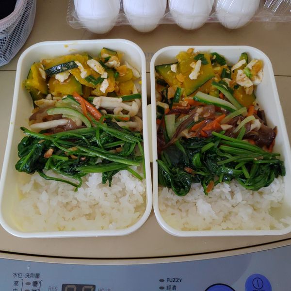 小黃瓜炒香菇 : Lala Lau一起做