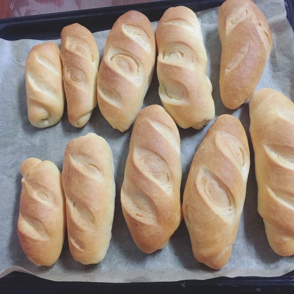 法國麵包~懶人版：鍾小芳 一起做