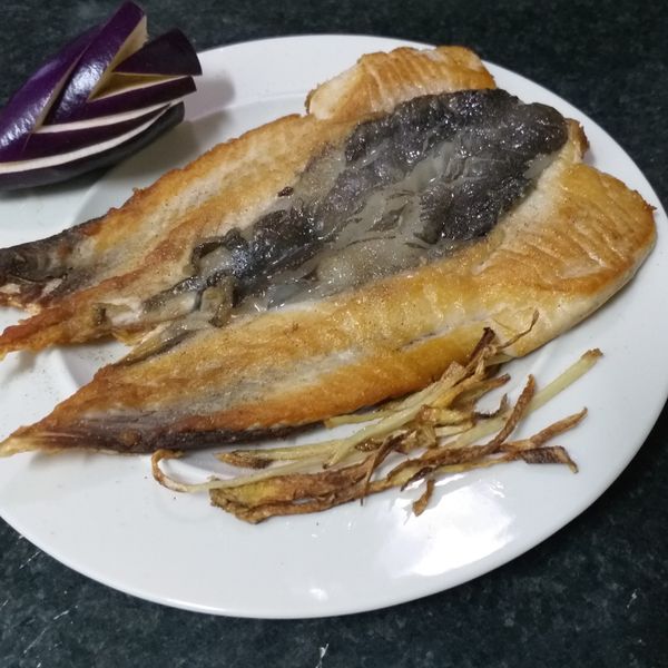 鹽味香煎虱目魚肚~極簡兩步驟下酒便當菜：黃雅慧 一起做