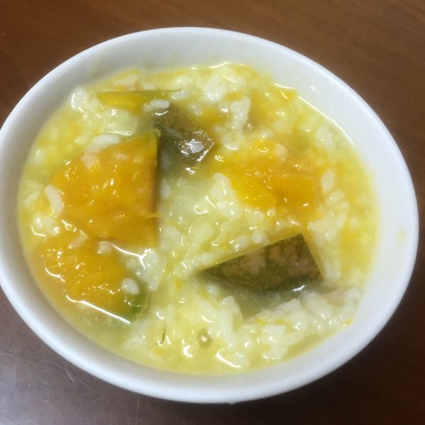 南瓜高麗菜肉絲粥:做菜沒有穿圍裙 ❤️ 一起做