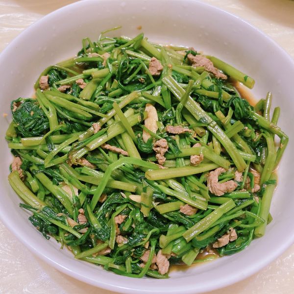 沙茶空心菜炒牛肉 : Namie Lee一起做