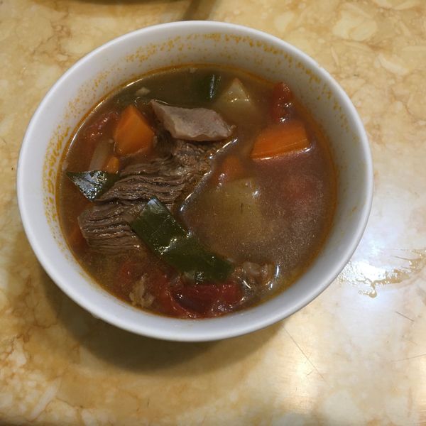 清爽的番茄牛肉湯：楊智能 一起做