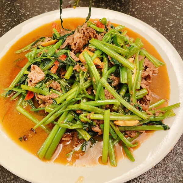 ［家常料理］空心菜炒牛肉：Sara Lin 一起做