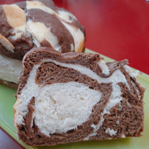 巧克力雙色吐司 : Winnie Ling一起做