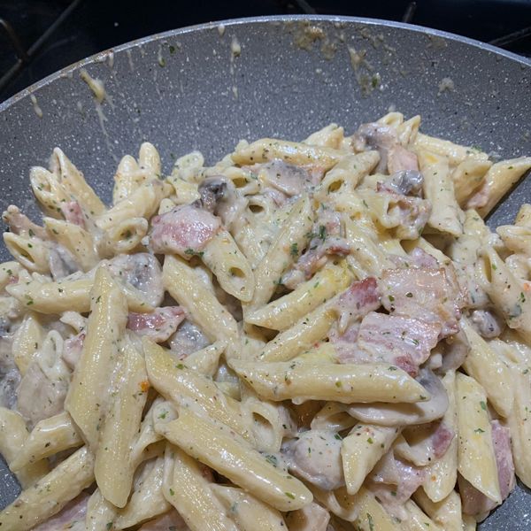 奶油培根菠菜蘑菇意大利麵 : Wishchristy一起做