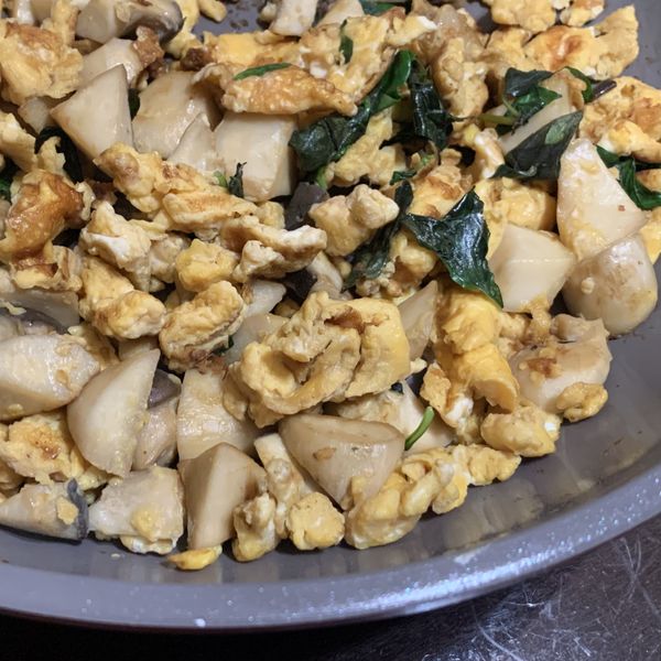 菇菇九層塔炒蛋【好菇道好食光】:bactr 一起做
