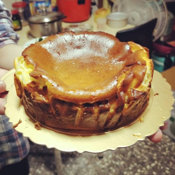 巴斯克焦香乳酪蛋糕。減糖不甜版 : 賴鯨一起做