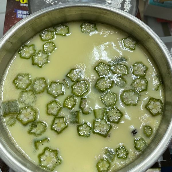 ♡秋葵蒸蛋♡：Oreo Wu 一起做