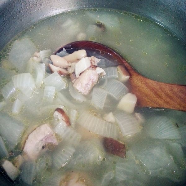 暖呼呼洋蔥嫩雞湯 : Chang Maru一起做