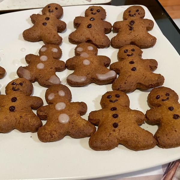 有聖誕氣息的『薑餅人』(ginger bread)：Appleapplechow 一起做