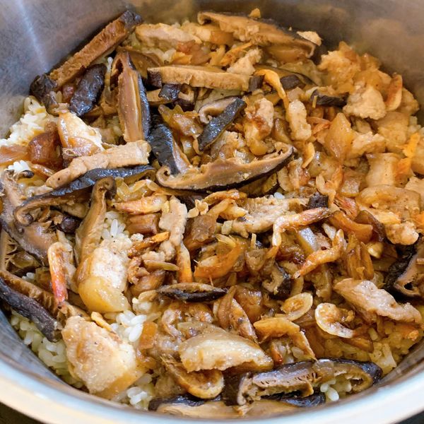 香菇油飯。電鍋版 : 黃潔西的釜山人生一起做