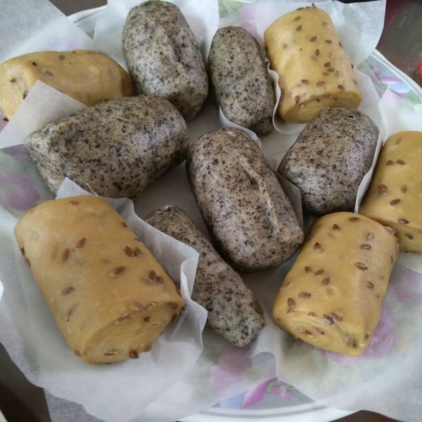 全麥黑糖亞麻籽饅頭:葉子 一起做