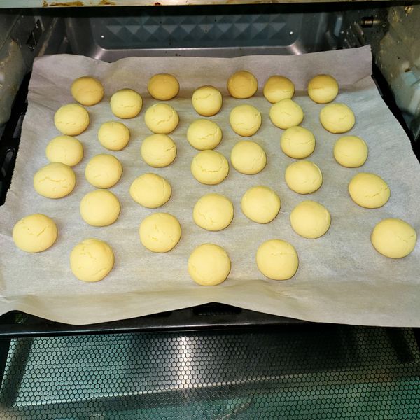 入口即化雪球餅乾 : 甜心娃娃一起做