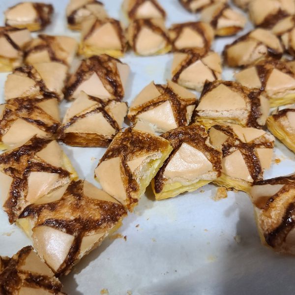 焦糖千層酥(另有焦糖太妃醬做法) : 小鳳凰一起做