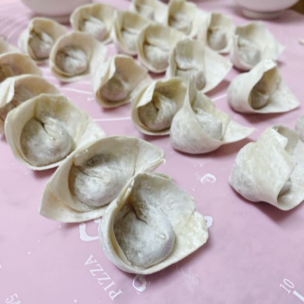 👩‍🍳鮮肉餛飩 : 新手美味人妻一起做