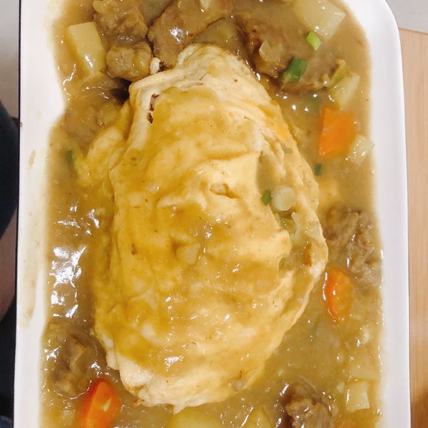 蜂蜜蘋果咖哩牛肉歐姆蛋包飯 #豬氏會社 : 卓立安一起做