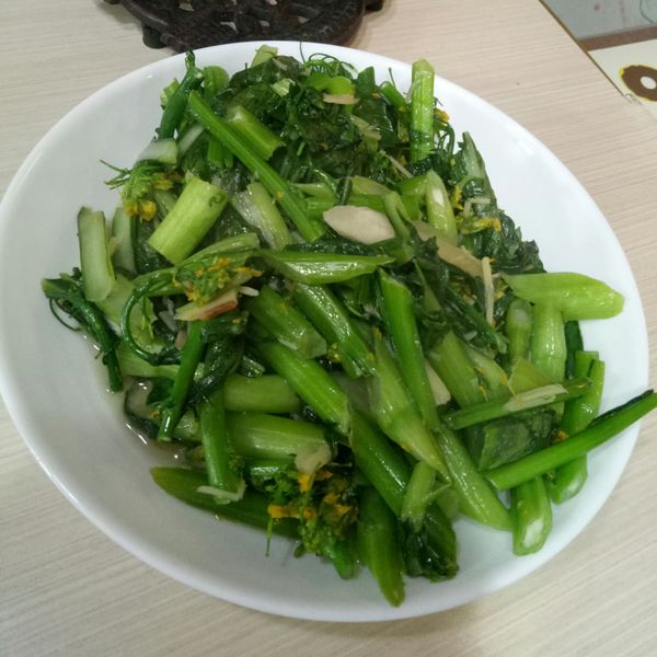 清炒油菜花*萍姊：凱莉綿羊 一起做