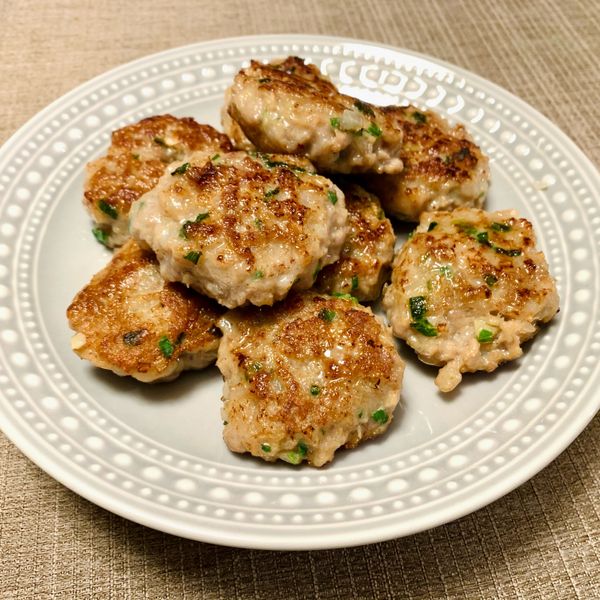 洋蔥豬肉蝦餅 : Grace一起做