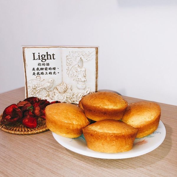 香橙杯子蛋糕：mila L 一起做