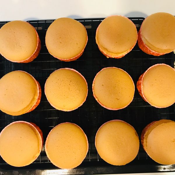 撞牆n次的戚風杯子蛋糕（附失敗案例分析）：Mandy 一起做