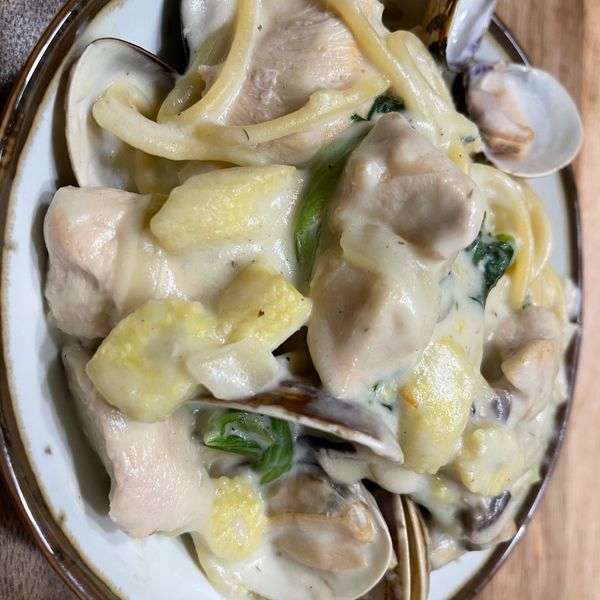 雞肉蛤蜊奶油義大利麵：料理小天地🐷🐷 一起做