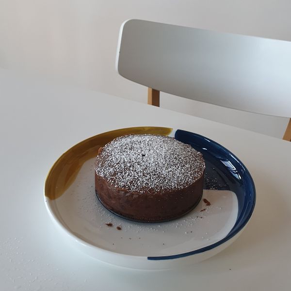 只需要四種材料的巧克力起司蛋糕 : Lily Peng一起做