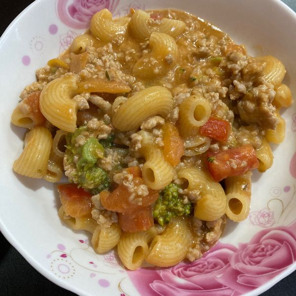 【一個人的廚房】番茄豬肉麵：Bun Ny 一起做