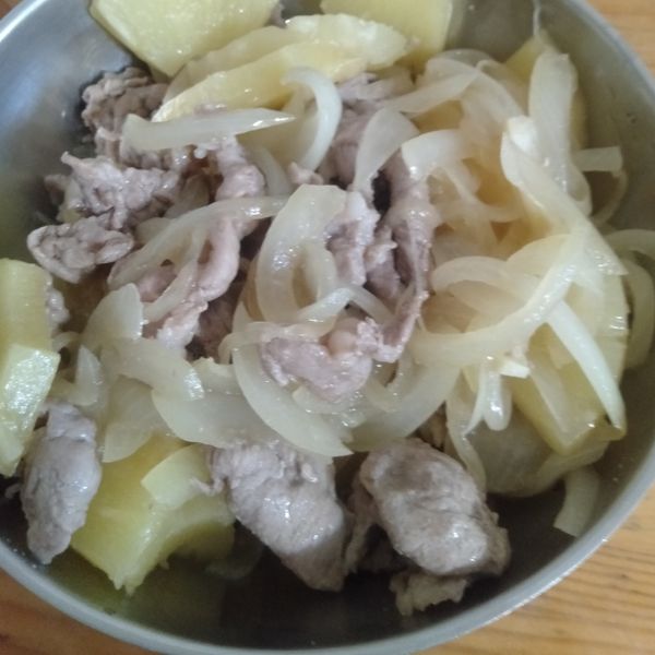 清爽便當菜《鳳梨洋蔥燒肉》 : 林宥潔一起做