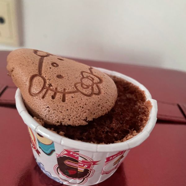 撞牆n次的戚風杯子蛋糕（附失敗案例分析）：Venus Ng 一起做