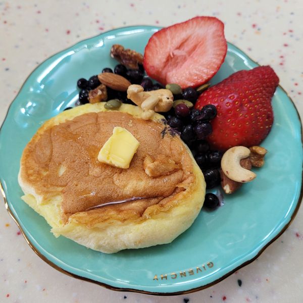 三步驟完成會呼吸的「舒芙蕾鬆餅」❤ : 喵餓了＝0＝一起做