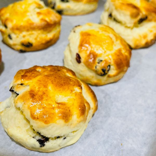 🔥英式🔥蔓越莓司康：海綿大仙 一起做