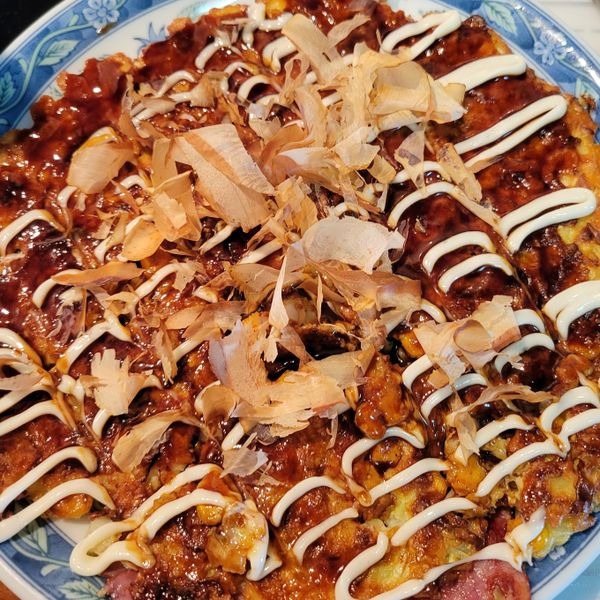 大阪燒（お好み焼き） : 王千千一起做