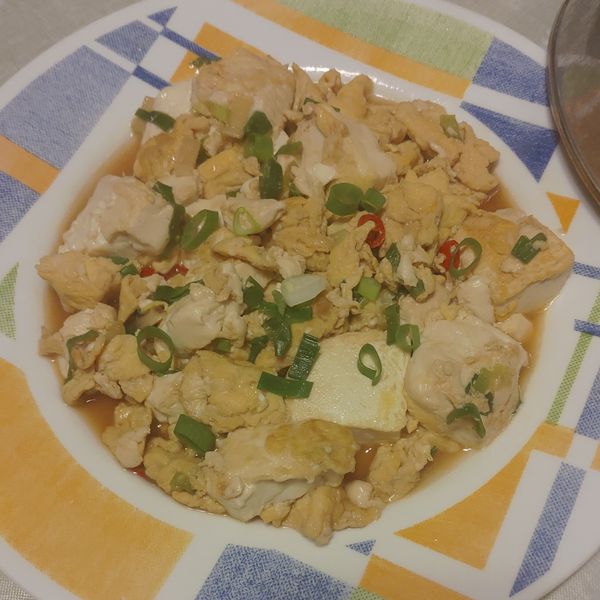 。紅燒豆腐蛋。好吃下飯 : LaeLyn一起做
