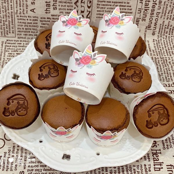 巧克力杯子蛋糕 : Elaine Chen一起做