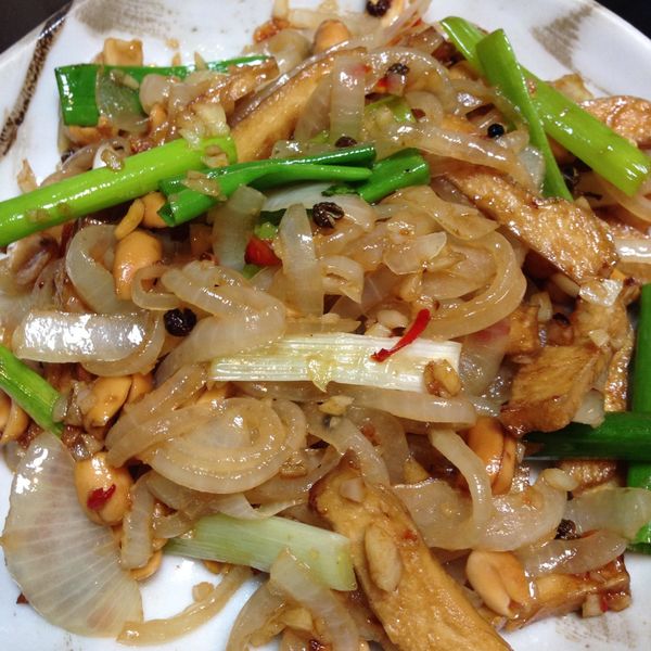 超下飯辣炒小魚雙蔥豆乾 : Chloe Chou一起做