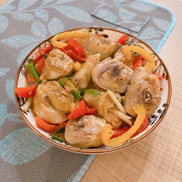 【  家常菜  】味噌雞肉佐彩色甜椒 : 凱莉飄飄一起做