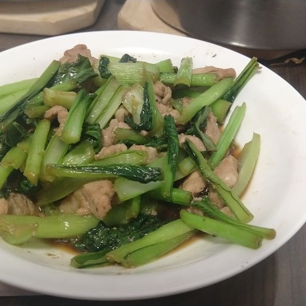 蠔油嫩肉絲炒油菜：Amy Chen 一起做