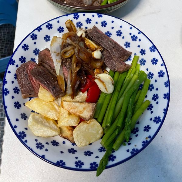 蒜味牛排丼 : 韋寶寶一起做