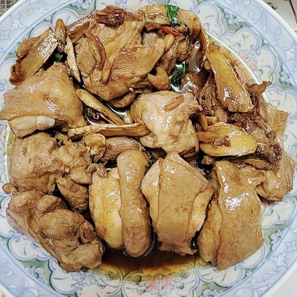 三杯雞：貓咪 一起做