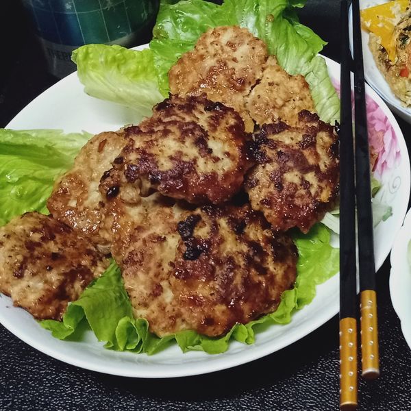 豆腐漢堡排：小薇 一起做