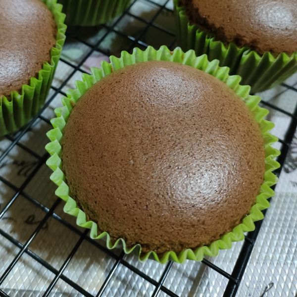 法芙娜可可戚風杯子蛋糕（燙麵戚風） : 江妙妙一起做