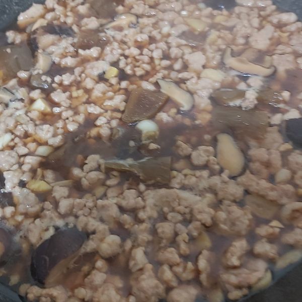 滷一鍋超省時：香菇蔭瓜肉燥 : 綠子一起做