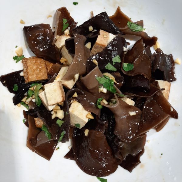 涼拌木耳豆干  (涼拌小菜整理) : Amandine Liu Jan一起做