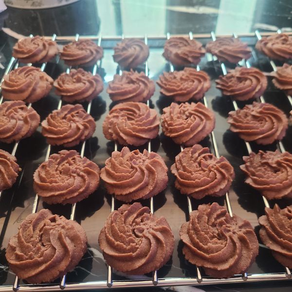 「香酥入骨」完美配方的維也納柔風曲奇 : 少年小八的煩惱一起做