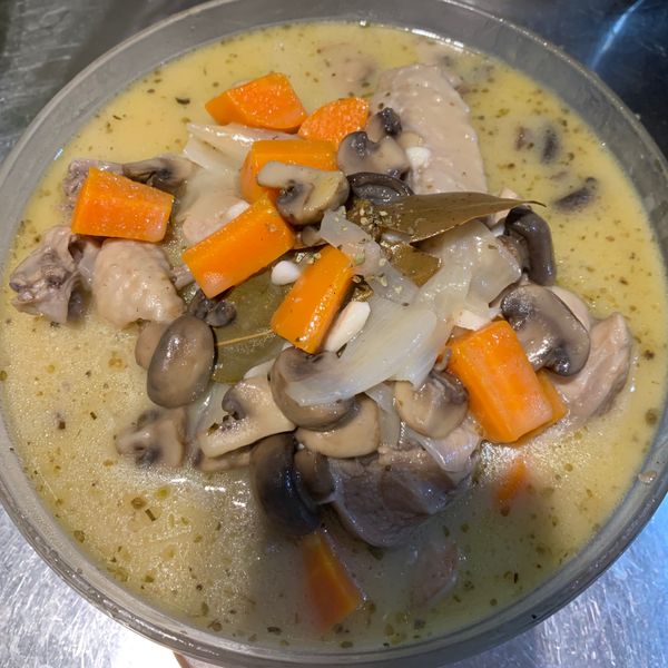 🇫🇷法式白酒奶油燉雞：紫珊珊 一起做