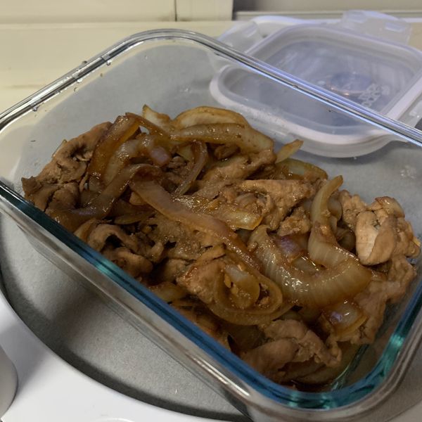 薑汁豬肉佐炒洋蔥 : Yuyun Su一起做