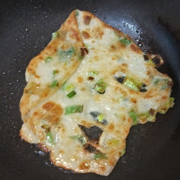 蔥油餅 : Chia-chen Huang一起做