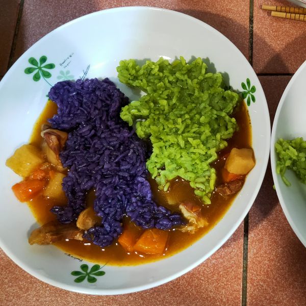 小白兔咖哩飯 : 彭妹一起做