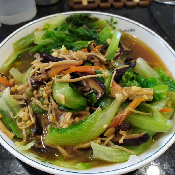 香菇豆皮醬拌大陸妹 : Pei Ying Shen一起做