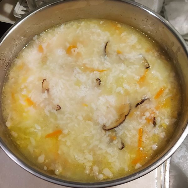 清淡高麗菜香菇粥：J Kwok 一起做